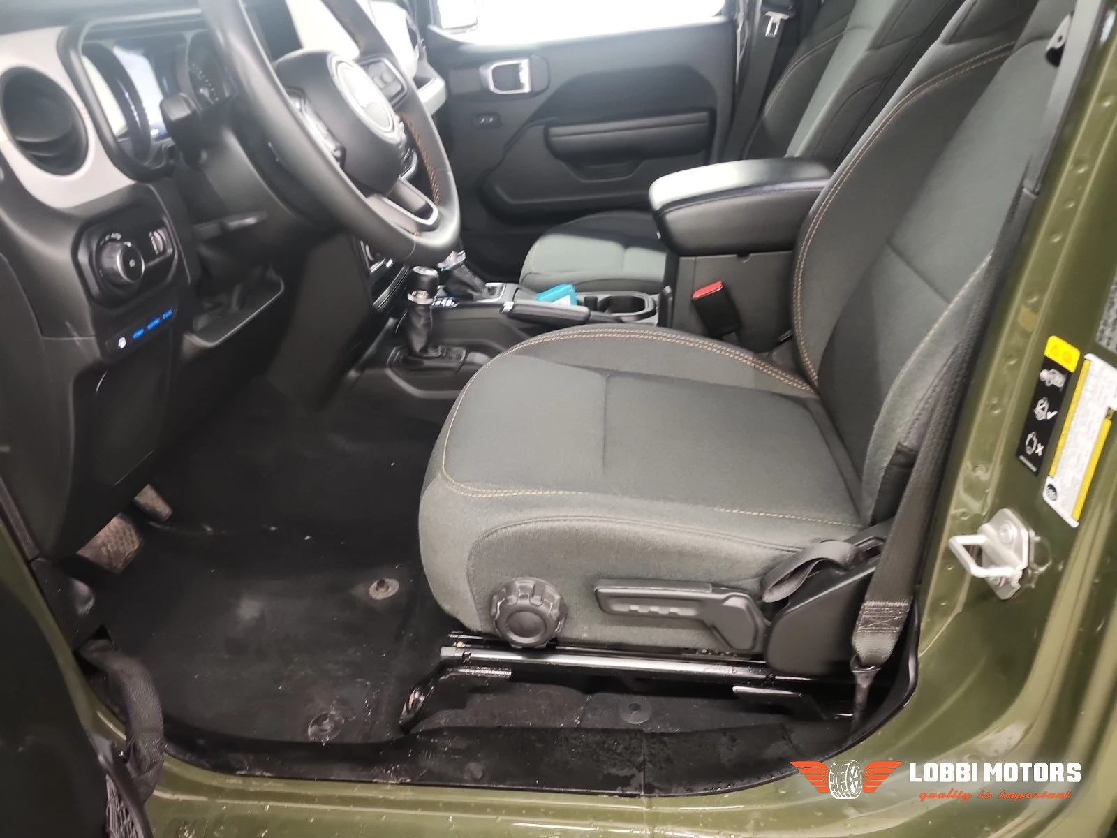 Jeep Wrangler, снимка 5 - Автомобили и джипове - 56295677