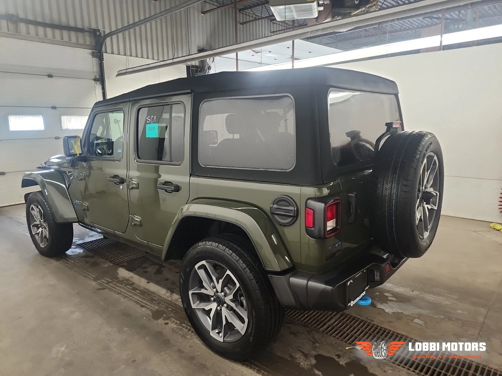 Jeep Wrangler, снимка 4 - Автомобили и джипове - 56295677