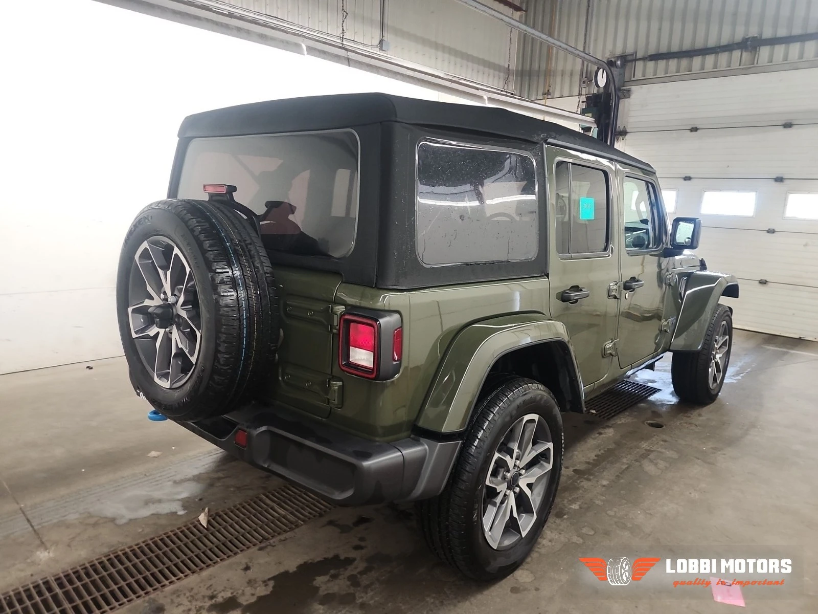 Jeep Wrangler, снимка 3 - Автомобили и джипове - 56295677