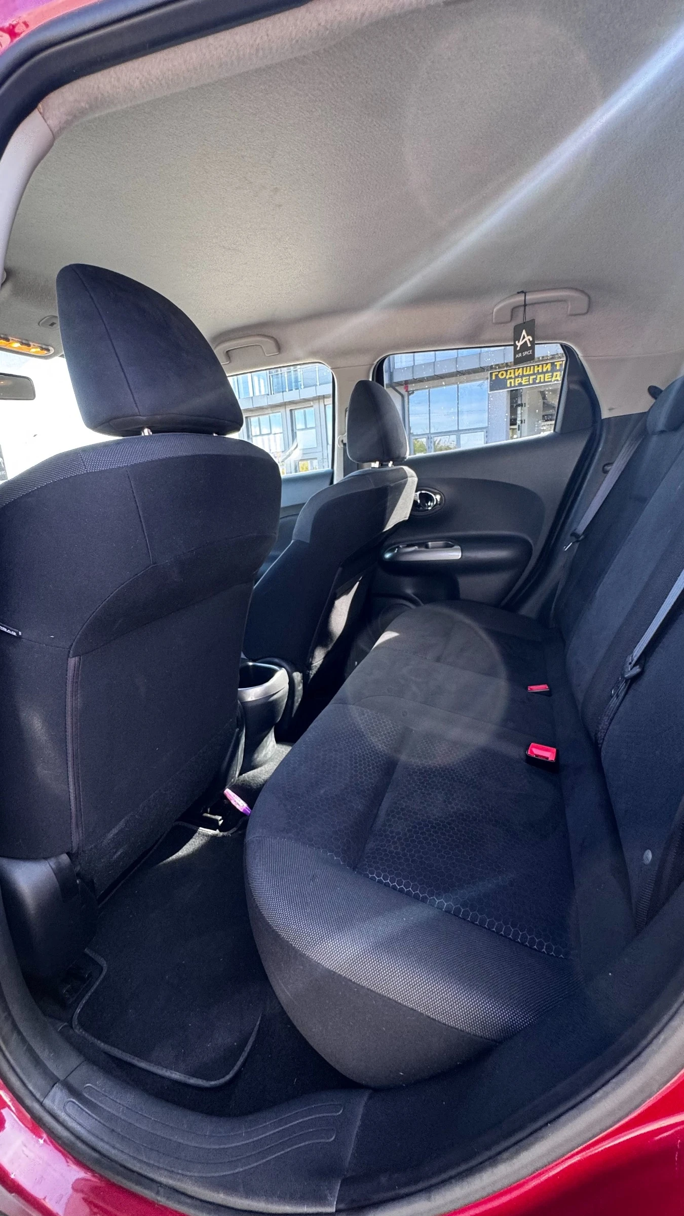 Nissan Juke 1.6 DIG-T 4x4 автоматик, снимка 9 - Автомобили и джипове - 56558412