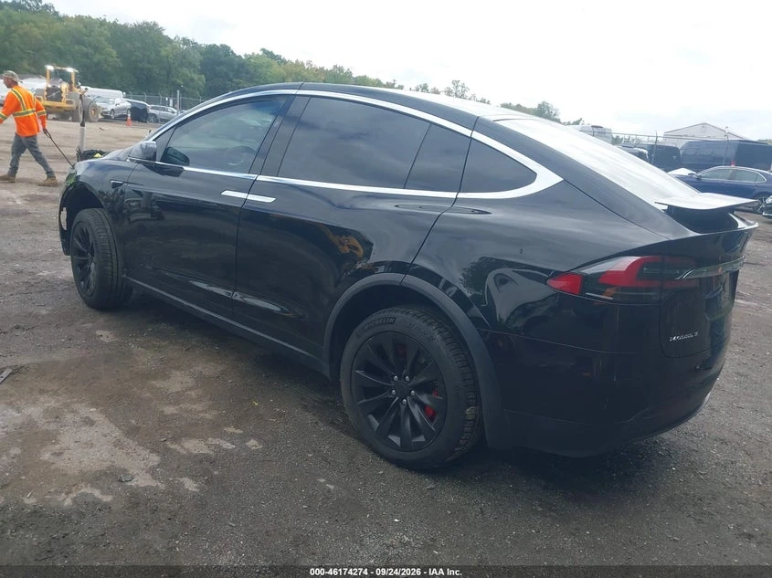 Tesla Model X 100D/75D/90D, снимка 3 - Автомобили и джипове - 56525931