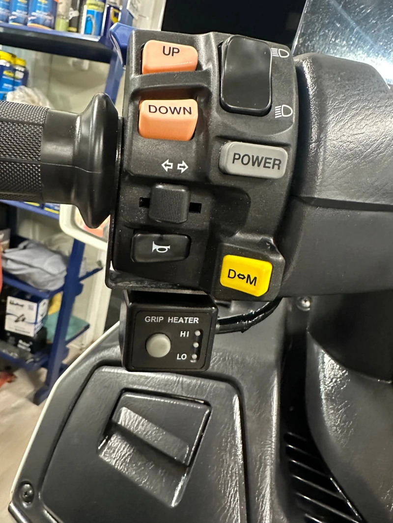 Suzuki Burgman Executive ABS 2010г., снимка 4 - Мотоциклети и мототехника - 53023913