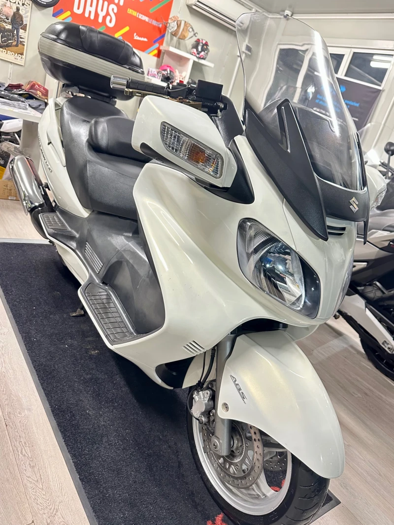 Suzuki Burgman Executive ABS 2010г., снимка 10 - Мотоциклети и мототехника - 53023913