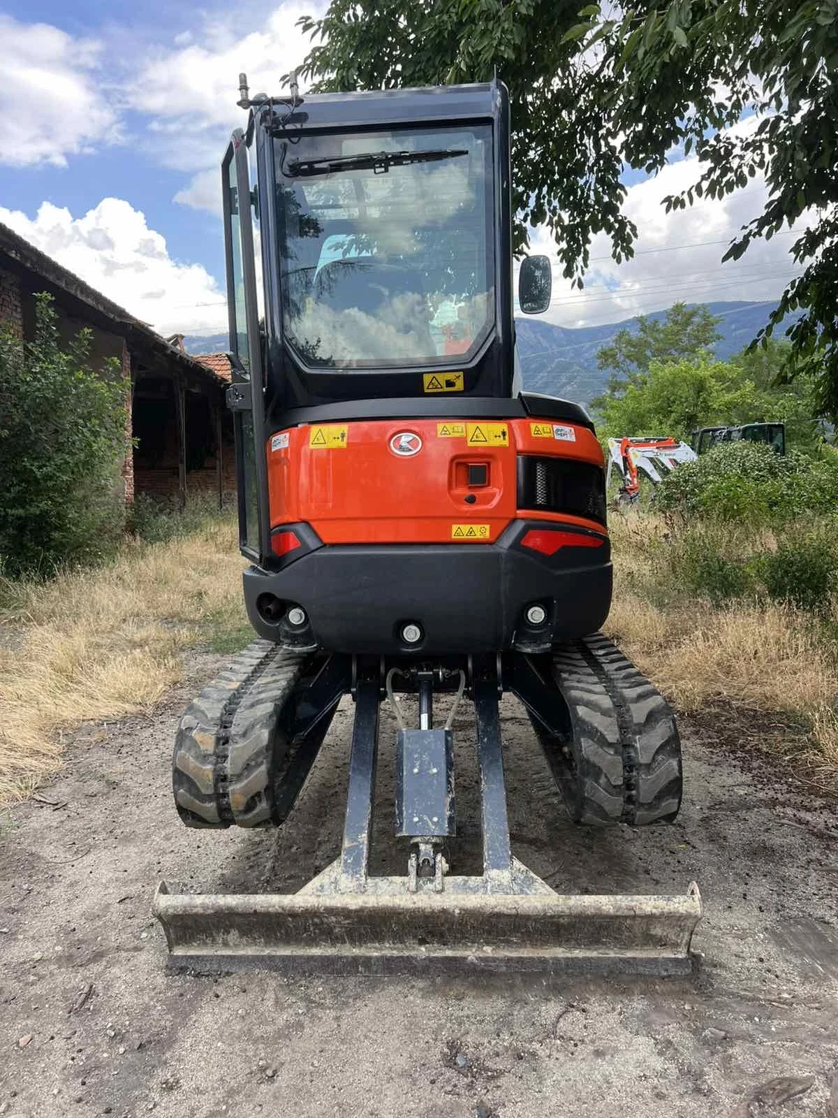 Багер Kubota U27-4, снимка 7 - Индустриална техника - 55752364