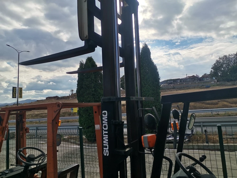  Yale     | Mobile.bg   8