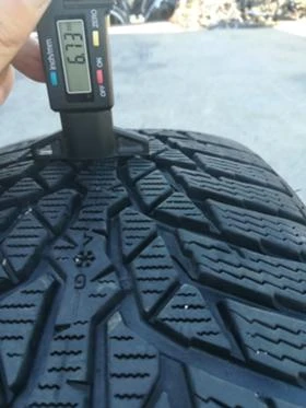 Гуми Зимни 205/50R17, снимка 8