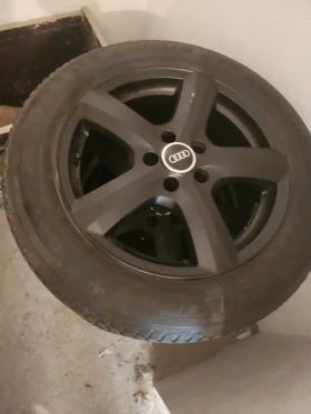 Обява за продажба на Гуми с джанти 225/55R17 за Audi