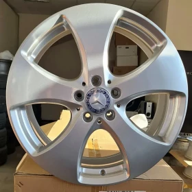        275/55R19  Mercedes-Benz