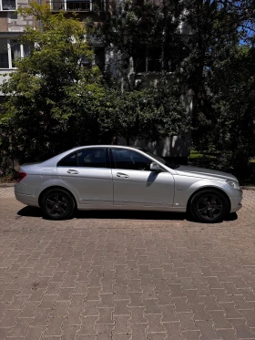 Mercedes-Benz C 220, снимка 2