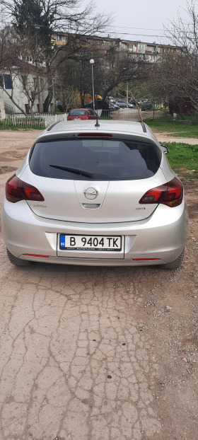 Opel Astra, снимка 3 - Автомобили и джипове - 45011433