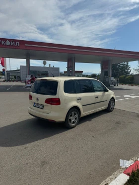 VW Touran 1.6, снимка 2