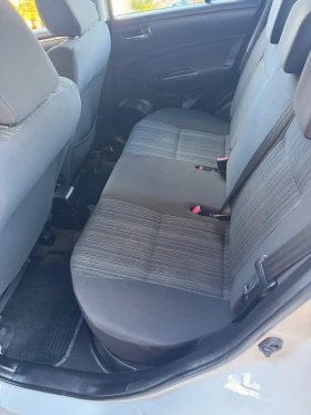 Suzuki Swift 1.2i 100хил км - 6500 € / 12712.90 лв. - 98883696 8