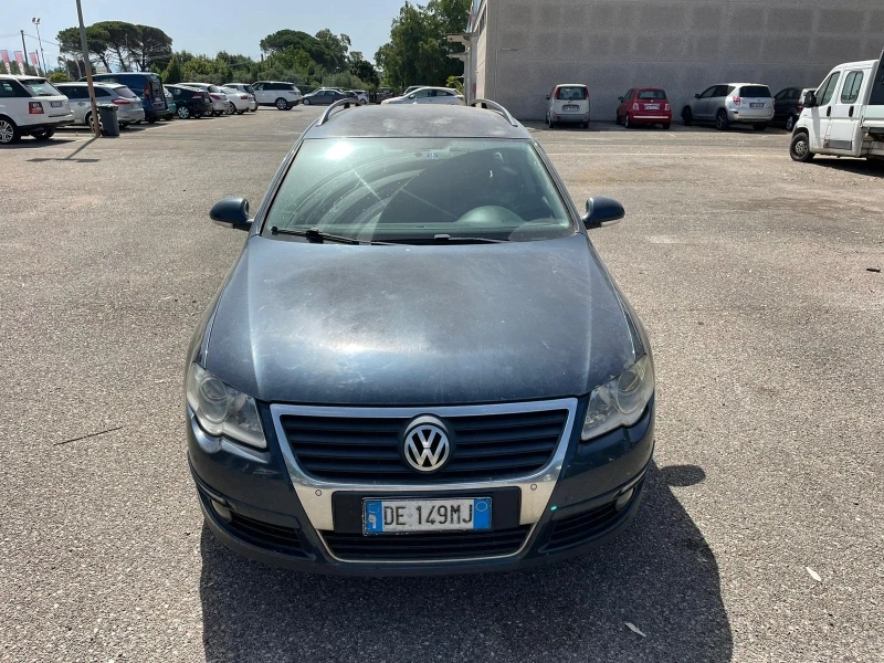 VW Passat 2.0 tdi, снимка 1 - Автомобили и джипове - 37615119