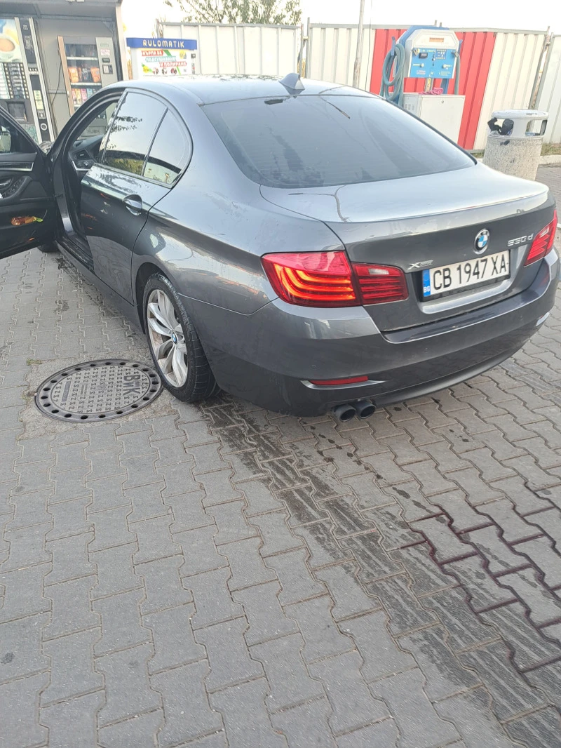 BMW 530 Disel XDRIVE, снимка 10 - Автомобили и джипове - 47540754