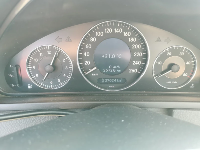 Mercedes-Benz CLK CDI, снимка 12 - Автомобили и джипове - 47387344