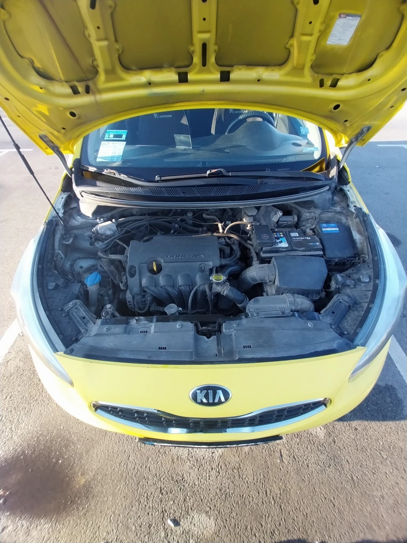 Kia Ceed, снимка 9 - Автомобили и джипове - 47507281