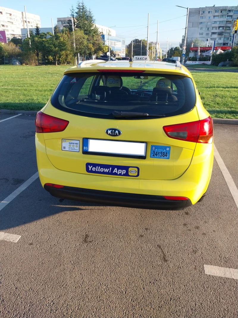 Kia Ceed, снимка 6 - Автомобили и джипове - 47507281