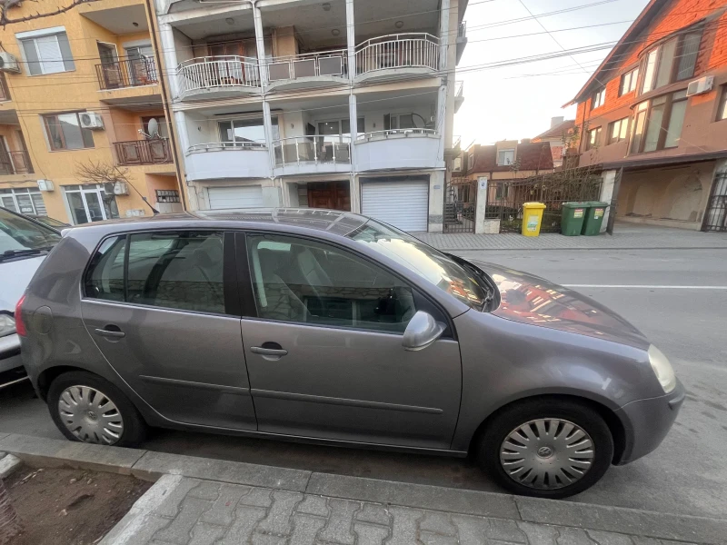 VW Golf, снимка 4 - Автомобили и джипове - 49105591