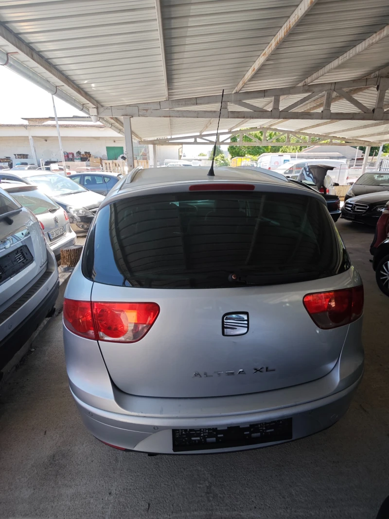 Seat Altea XL 1.6I ГАЗ, снимка 7 - Автомобили и джипове - 50847692