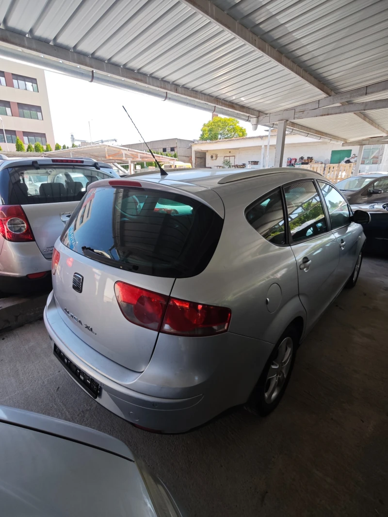 Seat Altea XL 1.6I ГАЗ, снимка 5 - Автомобили и джипове - 50847692