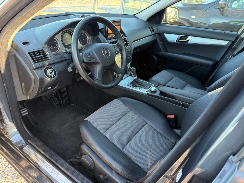 Mercedes-Benz C 220 2.2CDi, АВАНГАРД, АВТОМАТИК, OM646, снимка 8 - Автомобили и джипове - 51771795