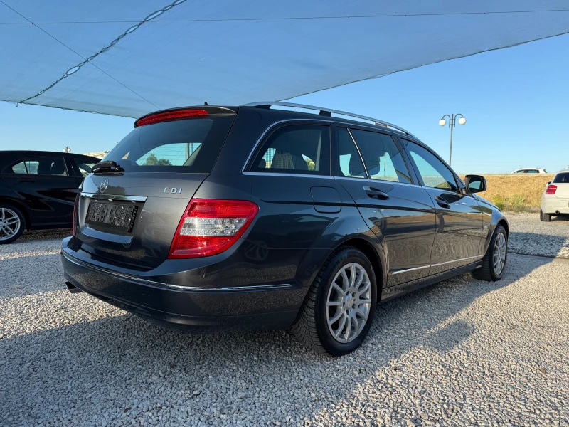 Mercedes-Benz C 220 2.2CDi, АВАНГАРД, АВТОМАТИК, OM646, снимка 4 - Автомобили и джипове - 51771795