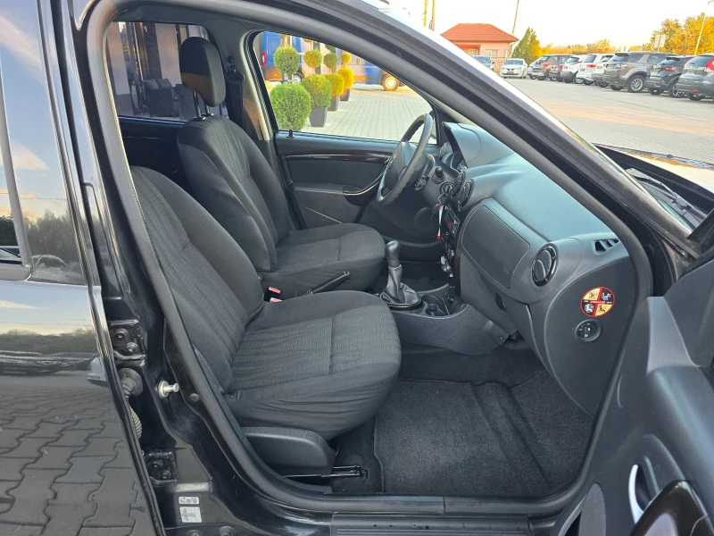 Dacia Duster 1.6 Бензин-Газ, само 110000км.!, снимка 14 - Автомобили и джипове - 52016978