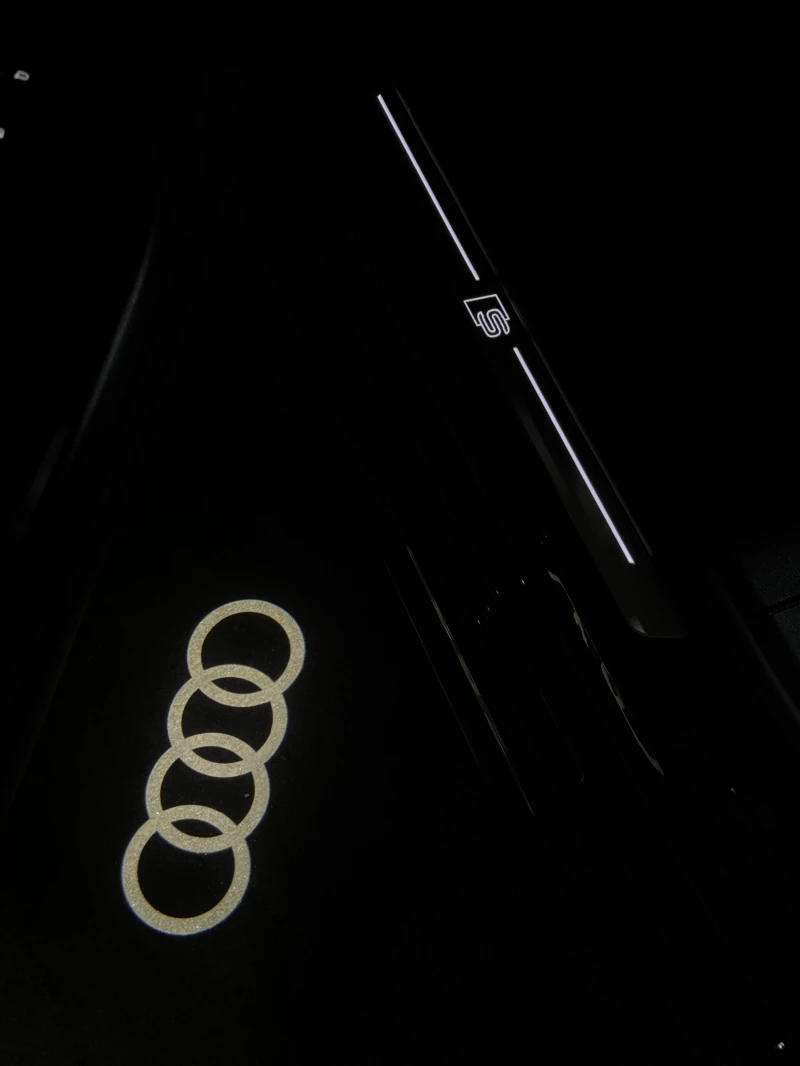 Audi A7 55 TFSI /S line/Matrix/История/Каско/140хил км, снимка 7 - Автомобили и джипове - 52446626