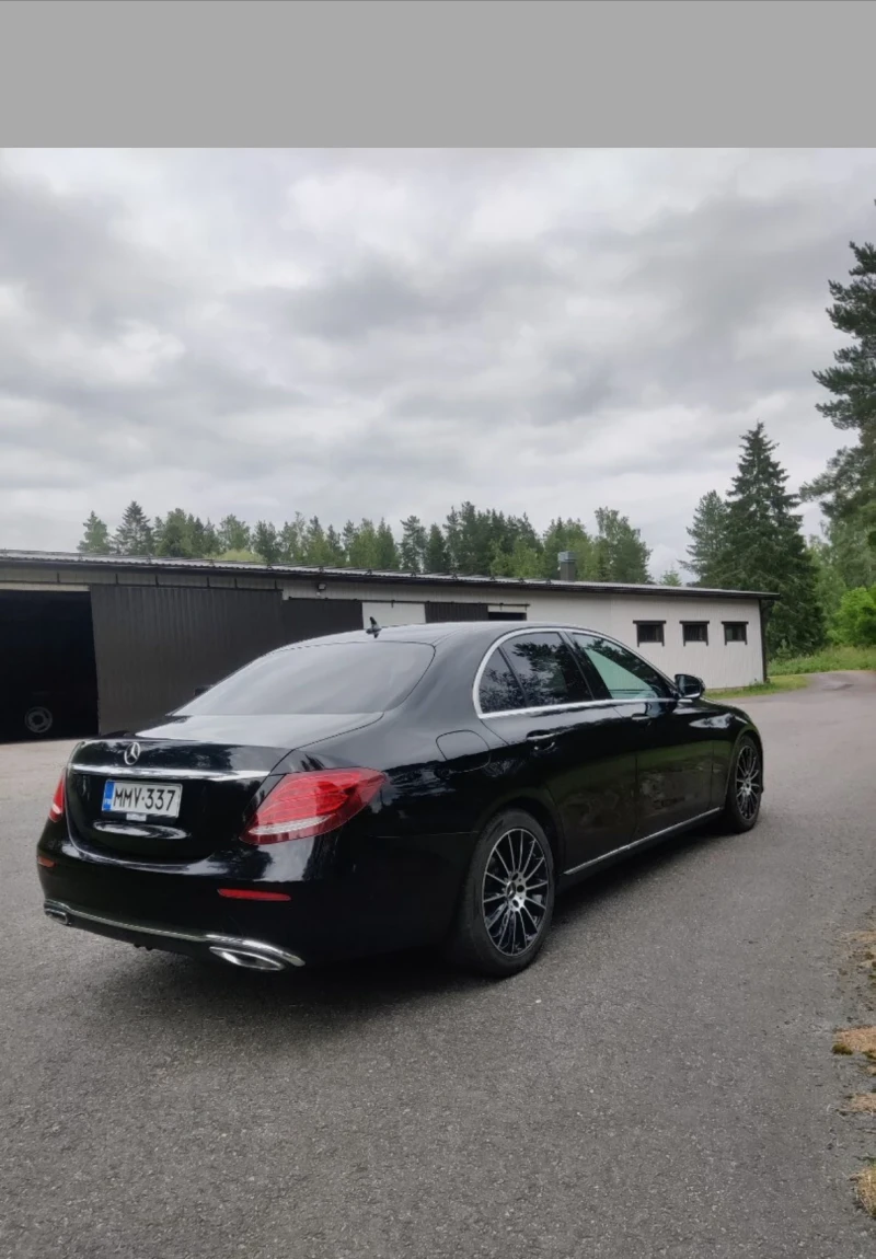 Mercedes-Benz 220 220, снимка 3 - Автомобили и джипове - 52552812