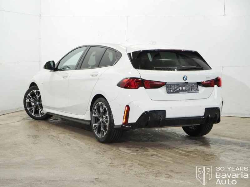 BMW 120 i M Sport Paket Steptronic, снимка 2 - Автомобили и джипове - 52669285