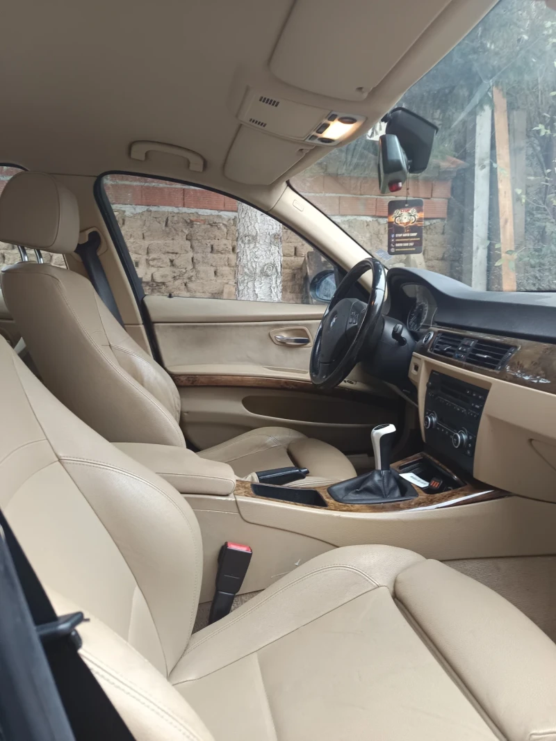 BMW 320 E91 163коня, снимка 10 - Автомобили и джипове - 53201242
