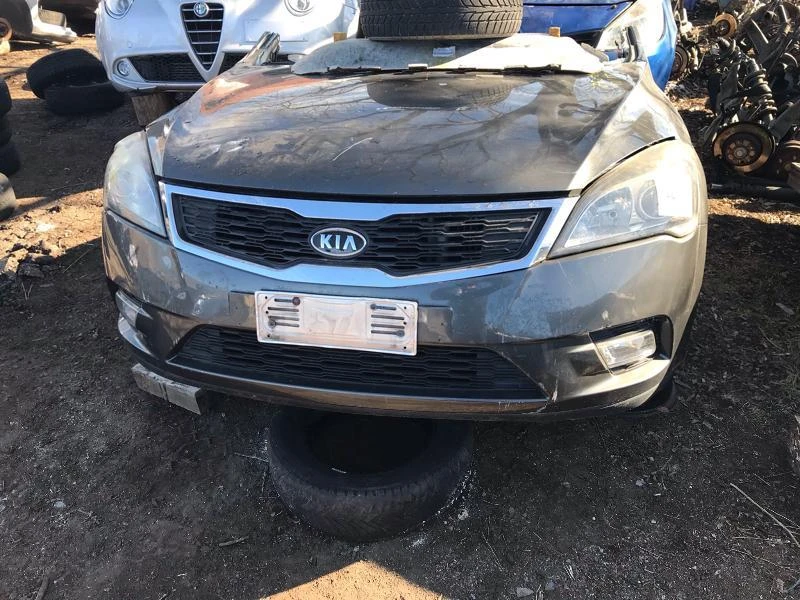 Kia Ceed 1.6crdi face 4br, снимка 5 - Автомобили и джипове - 47491891