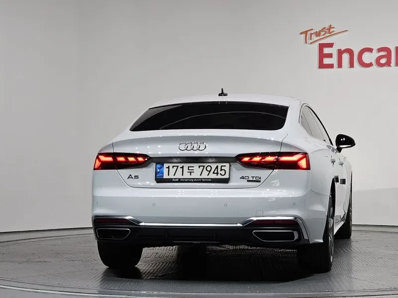 Audi A5 2.0 TDI Quattro, снимка 4 - Автомобили и джипове - 55013094