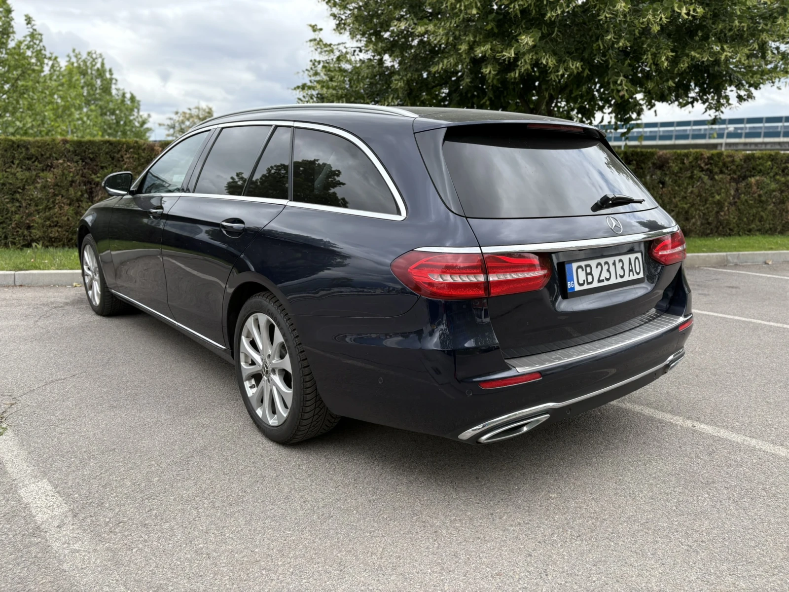 Mercedes-Benz E 220 9G Avantgarde - изображение 3