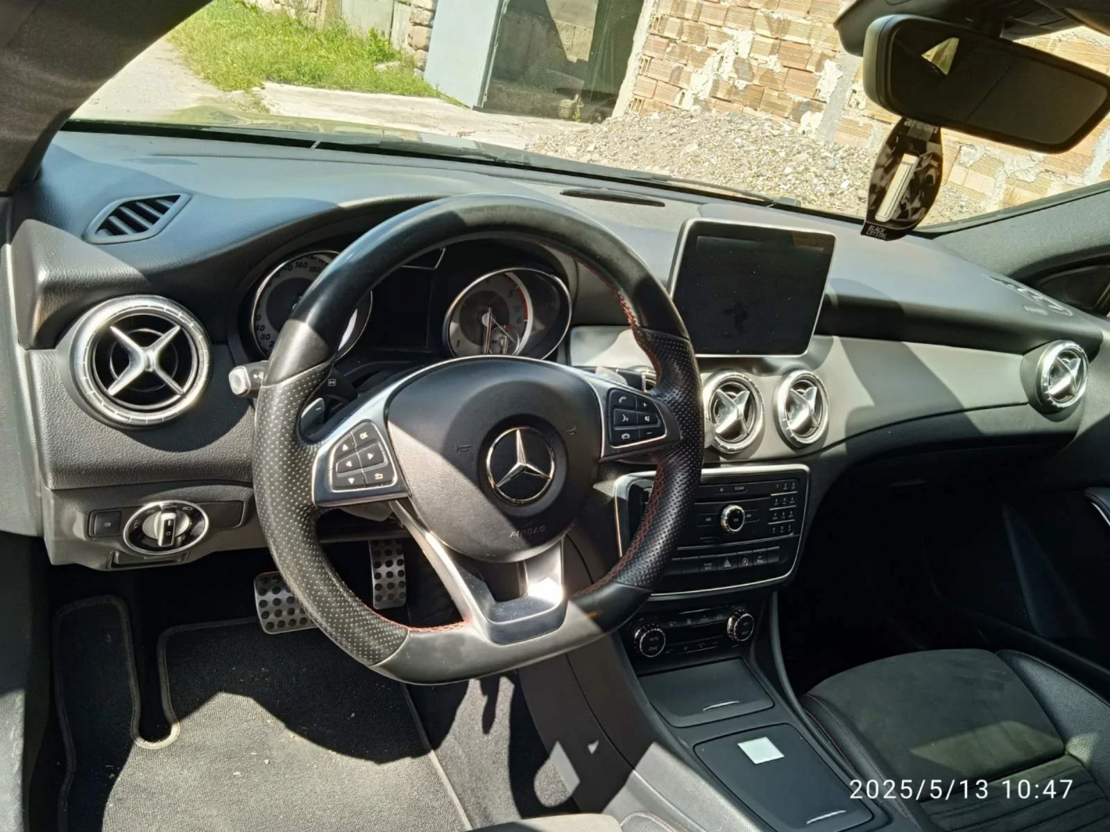 Mercedes-Benz CLA 200  - изображение 5
