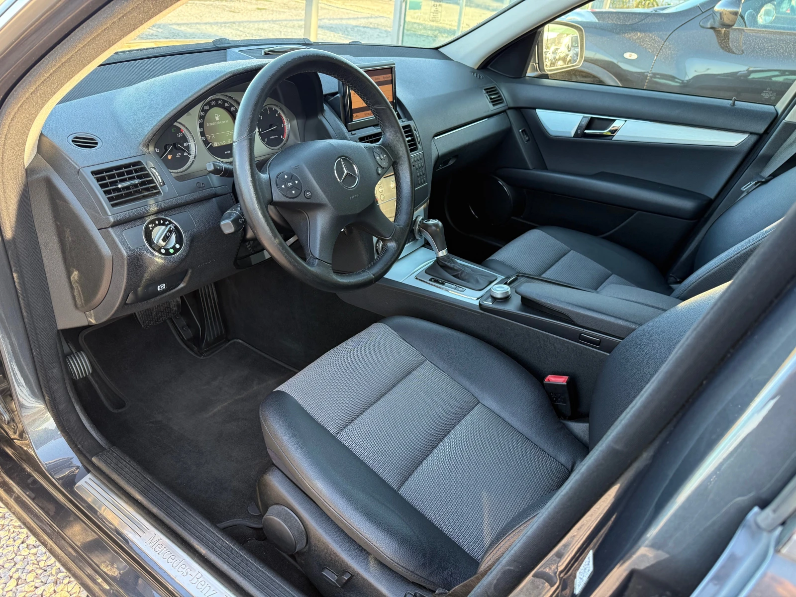Mercedes-Benz C 220 2.2CDi, АВАНГАРД, АВТОМАТИК, OM646 - изображение 8
