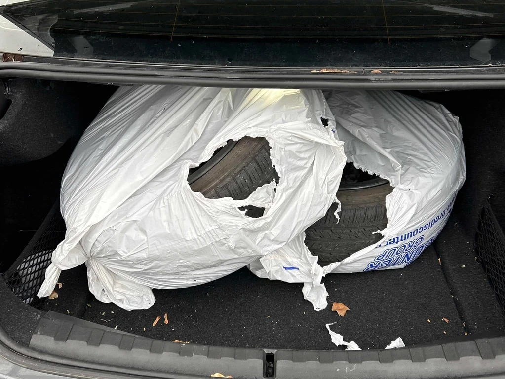 BMW 330 * 330i xDrive * CARFAX * ���� �� �� | Mobile.bg � ����������� 14