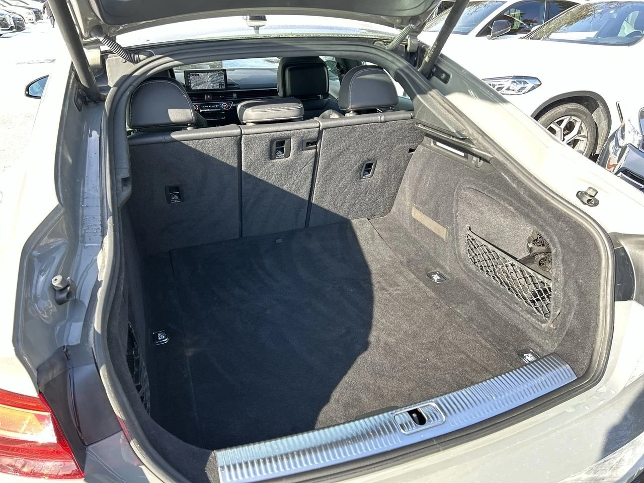 Audi A5 Sportback Progressiv С РЕГИСТРАЦИЯ И АВТОКРЕДИТ, снимка 16 - Автомобили и джипове - 53797971