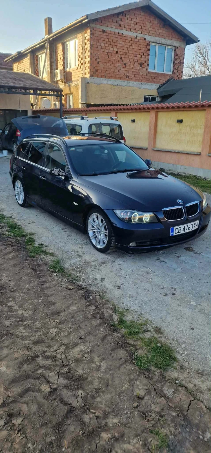 BMW 320, снимка 9 - Автомобили и джипове - 53878204