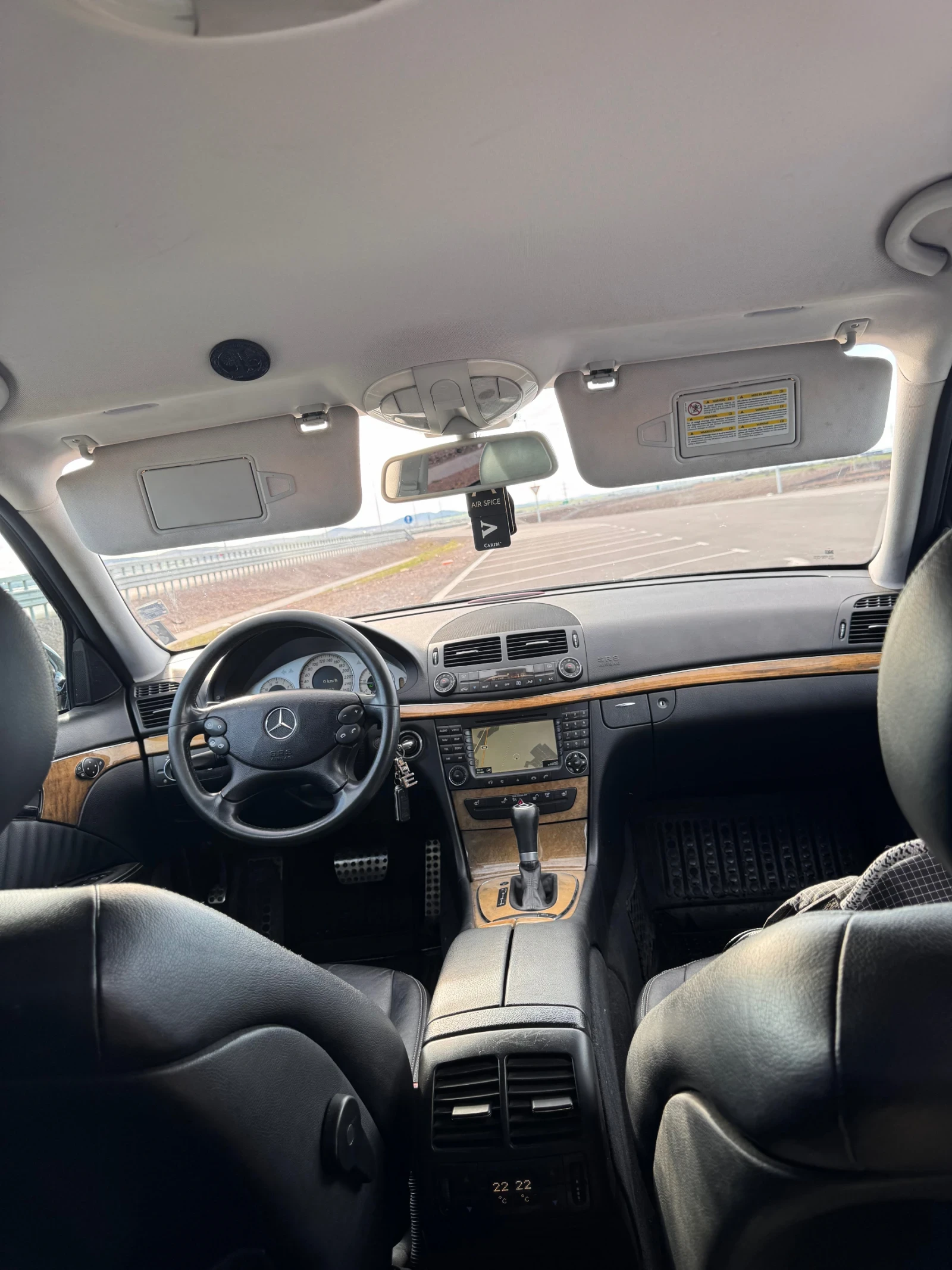 Mercedes-Benz E 320 V6 Face, снимка 5 - Автомобили и джипове - 54113621