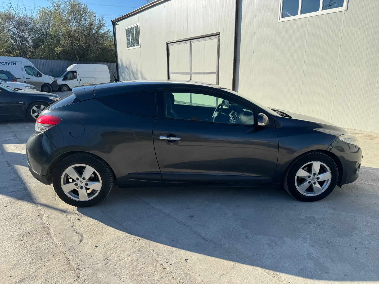 Renault Megane 1.5 DCI 110, снимка 4 - Автомобили и джипове - 54257035