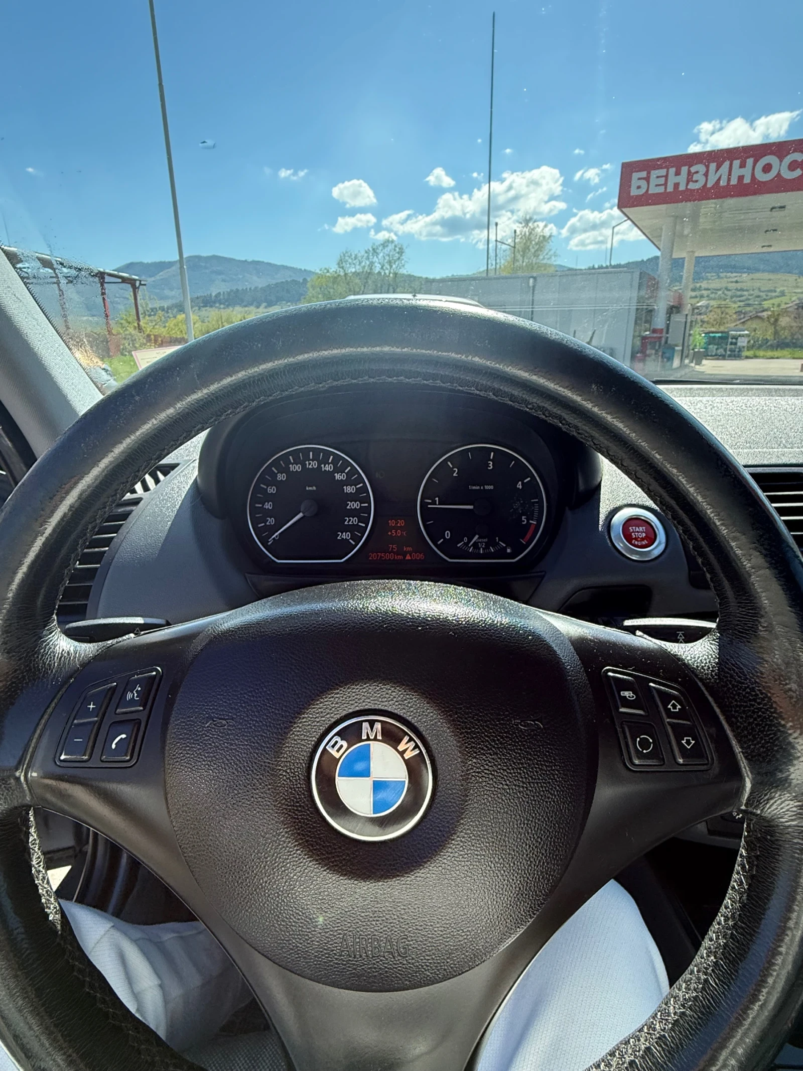 BMW 118 2.0D Обслужен нов внос euro 4, снимка 11 - Автомобили и джипове - 54407564
