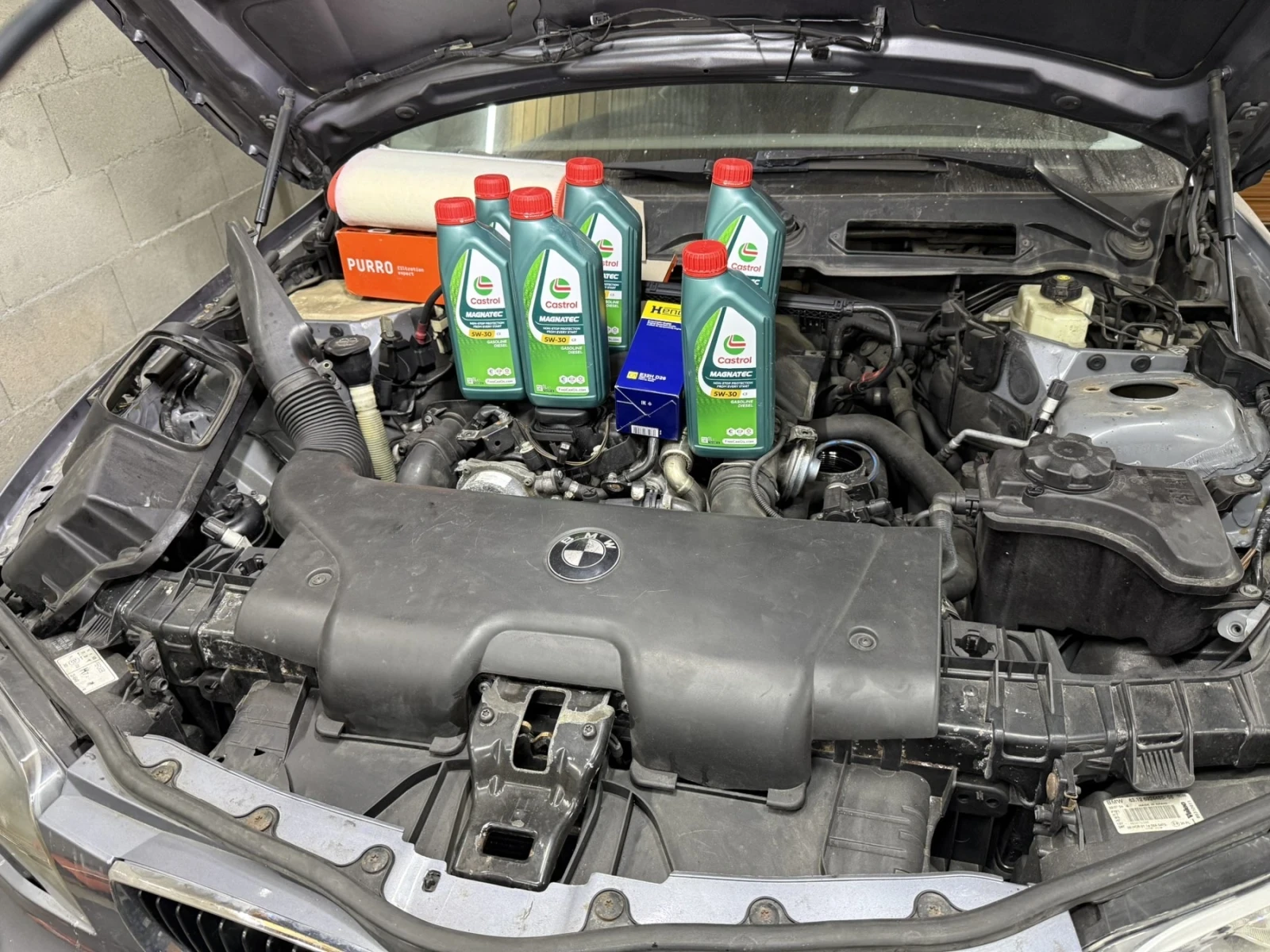 BMW 118 2.0D Обслужен нов внос euro 4, снимка 13 - Автомобили и джипове - 54407564