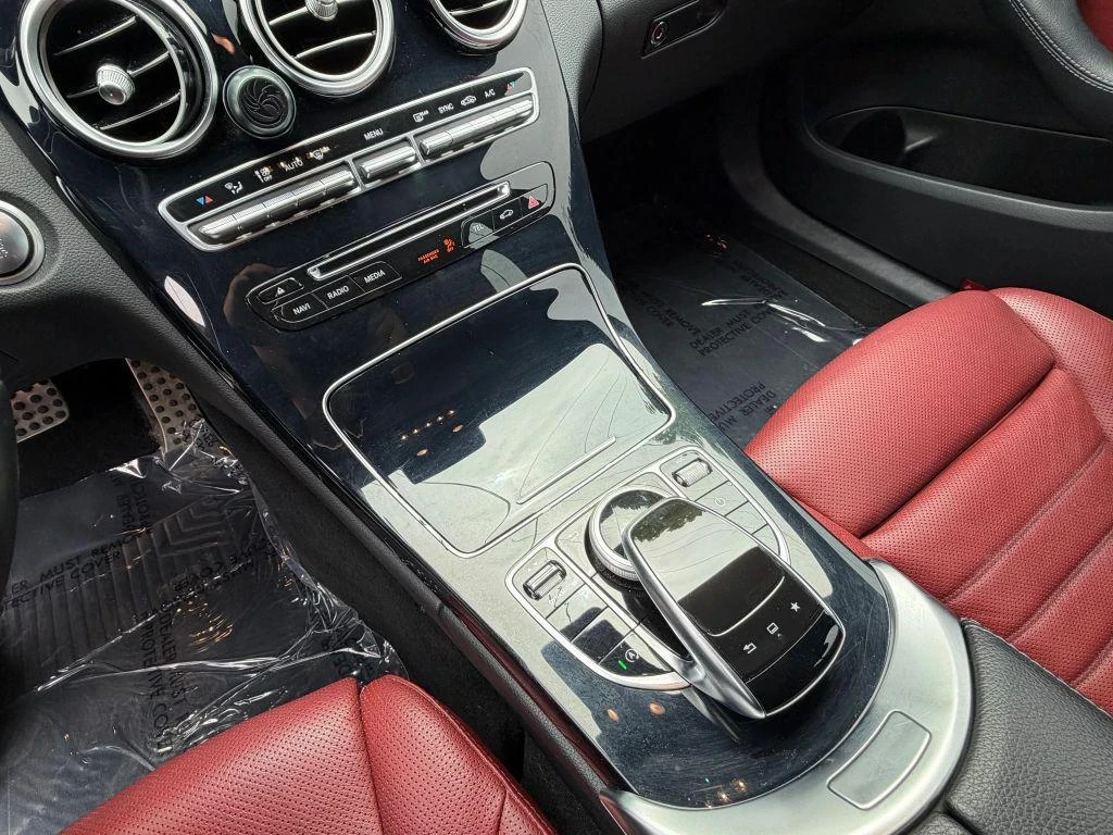Mercedes-Benz C 300 4Matic, снимка 12 - Автомобили и джипове - 54802882