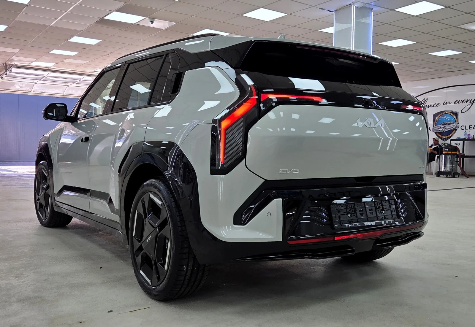 Kia EV3 2026/Gt line/ЧИСТО НОВА