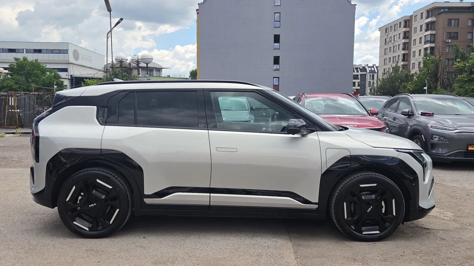 Kia EV3 2026/Gt line/ЧИСТО НОВА, снимка 2 - Автомобили и джипове - 54923370
