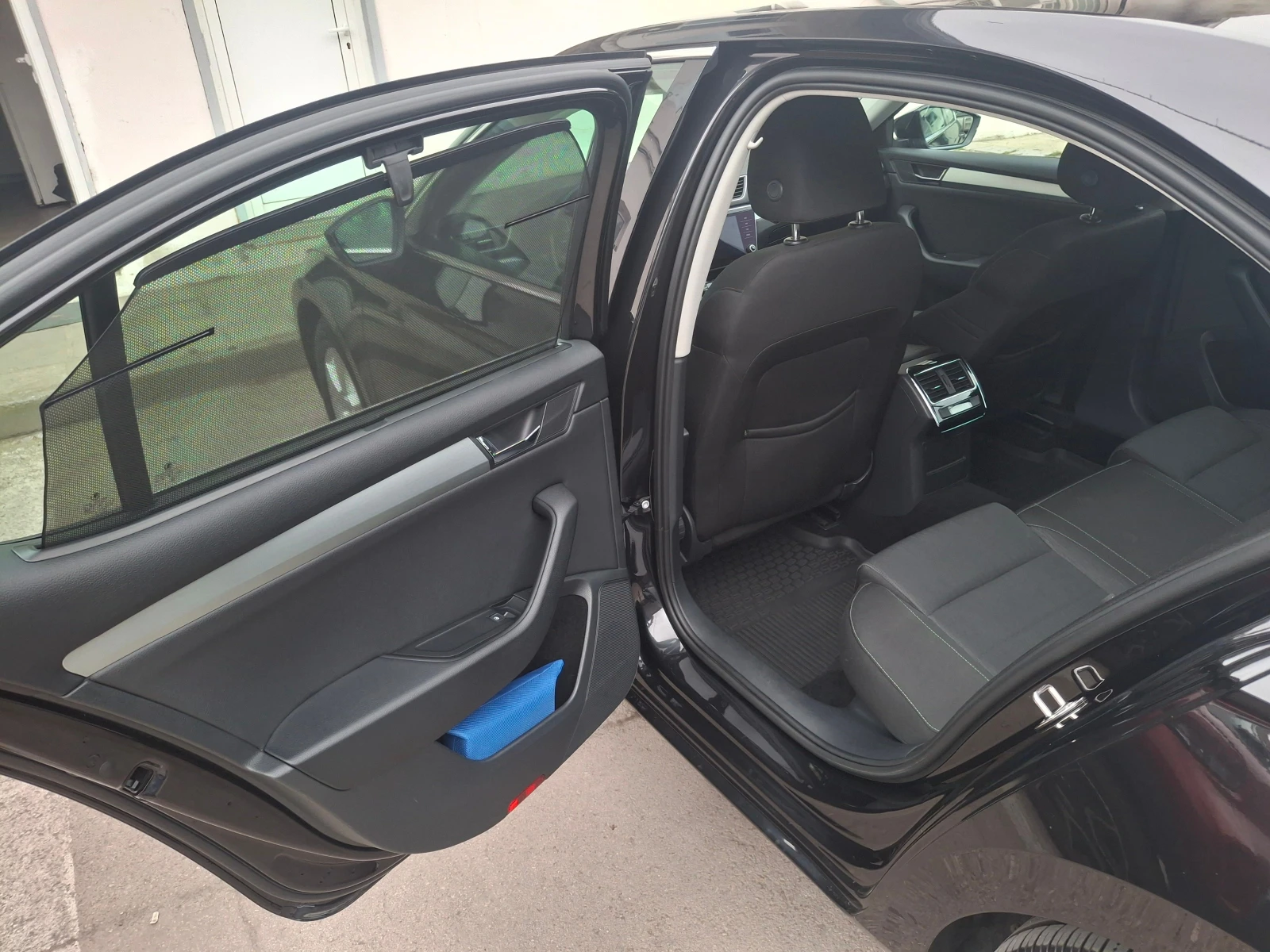 Skoda Superb, снимка 8 - Автомобили и джипове - 54930846