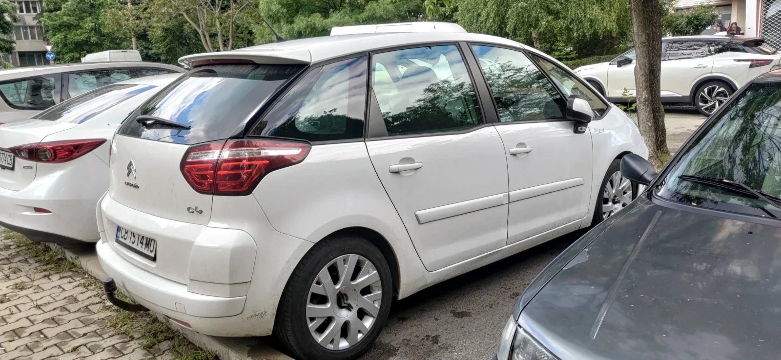 Citroen C4 Picasso UD, снимка 4 - Автомобили и джипове - 55157200
