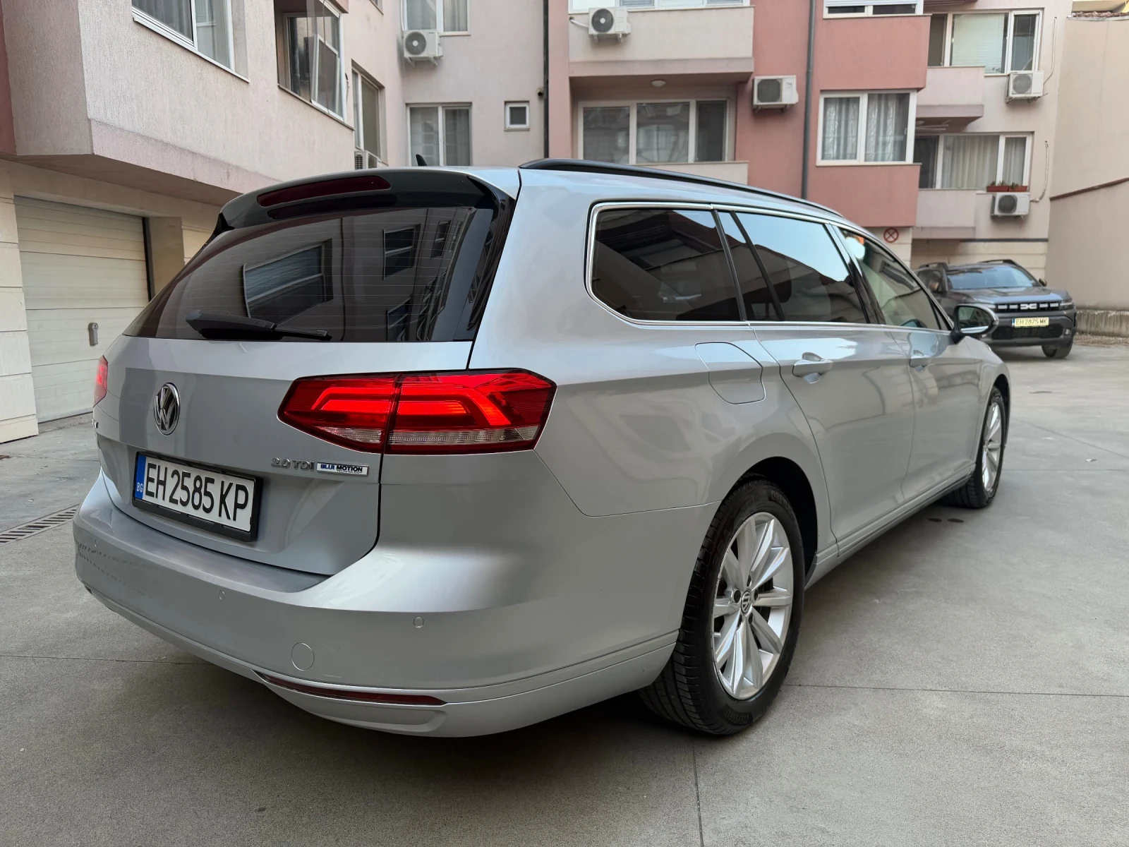 VW Passat 2.0 TDI DSG, снимка 4 - Автомобили и джипове - 55339919