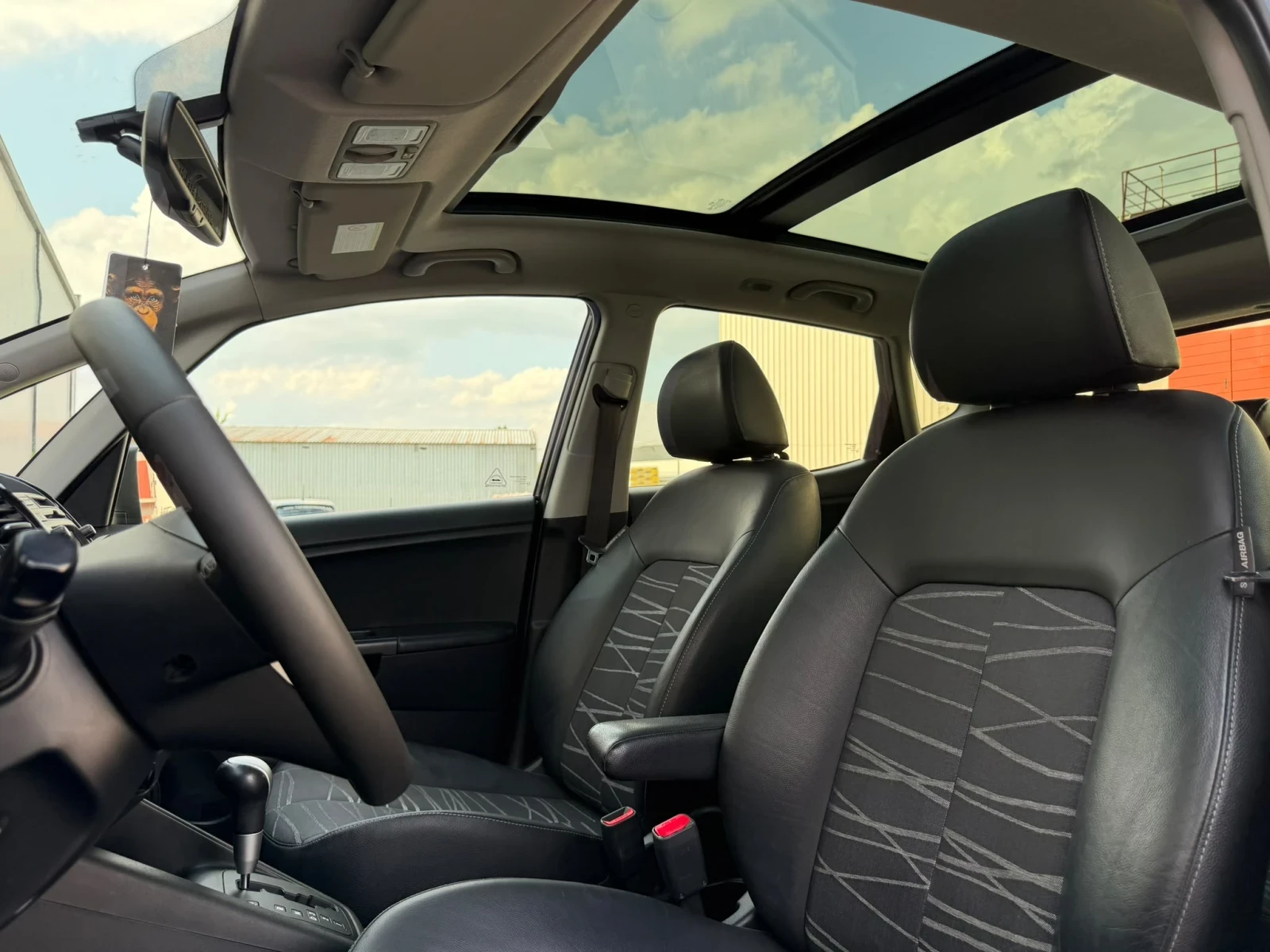 Kia Venga 1.6i.avtomat navi koja Panorama швейцария , снимка 14 - Автомобили и джипове - 55364219